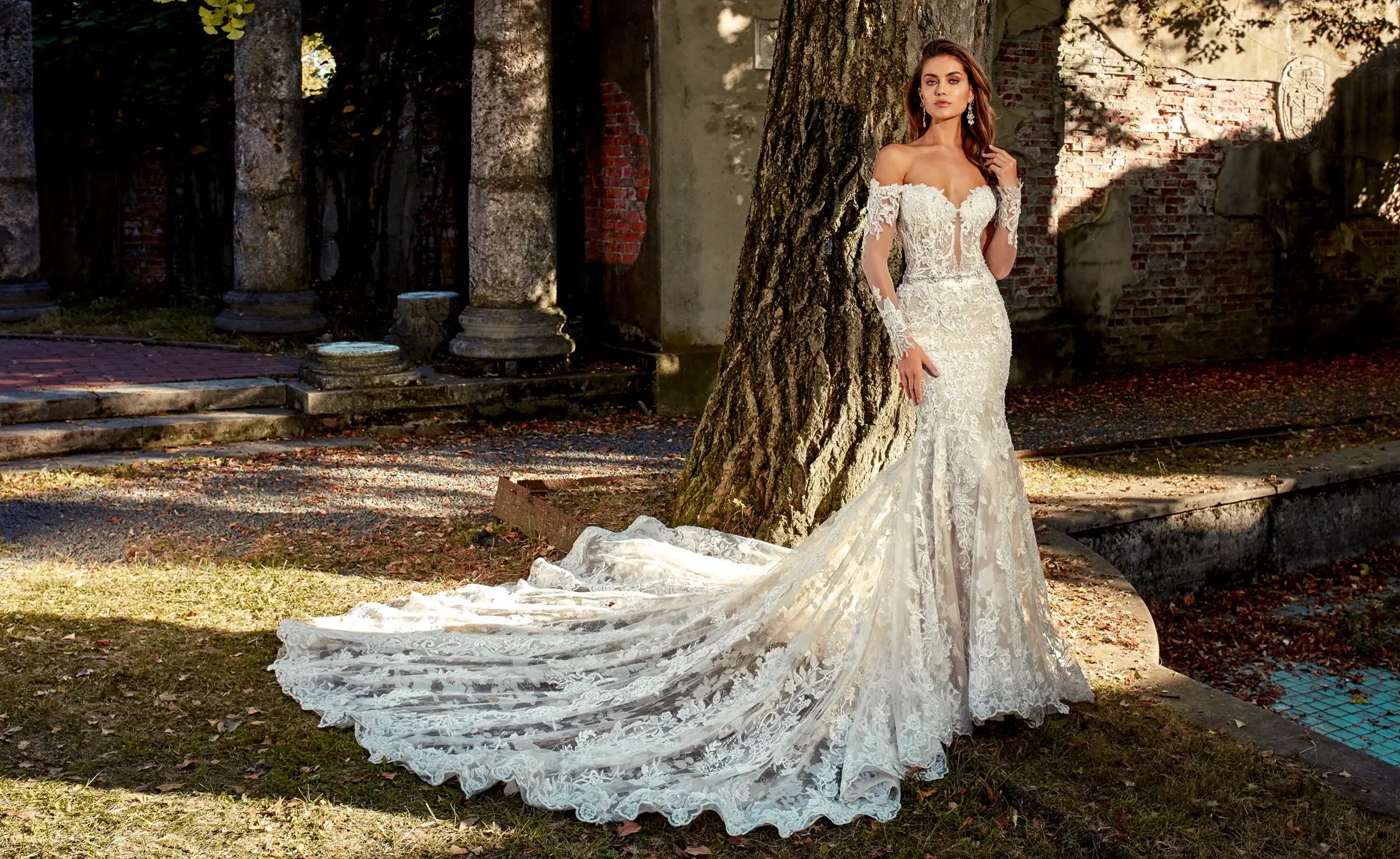 Designer Spotlight: Eve of Milady. Desktop Image