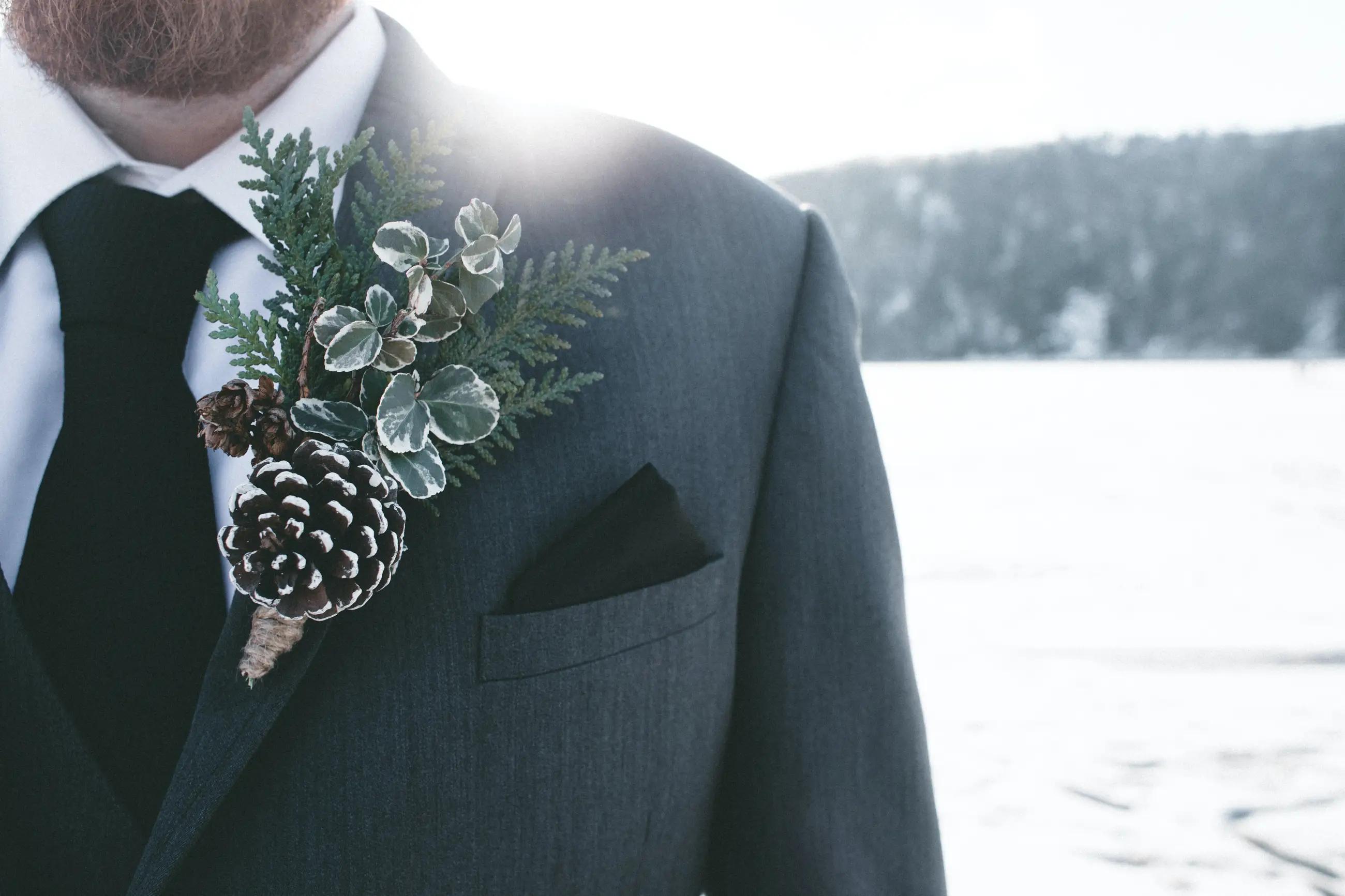 Holiday-Inspired Wedding Color Palettes Image