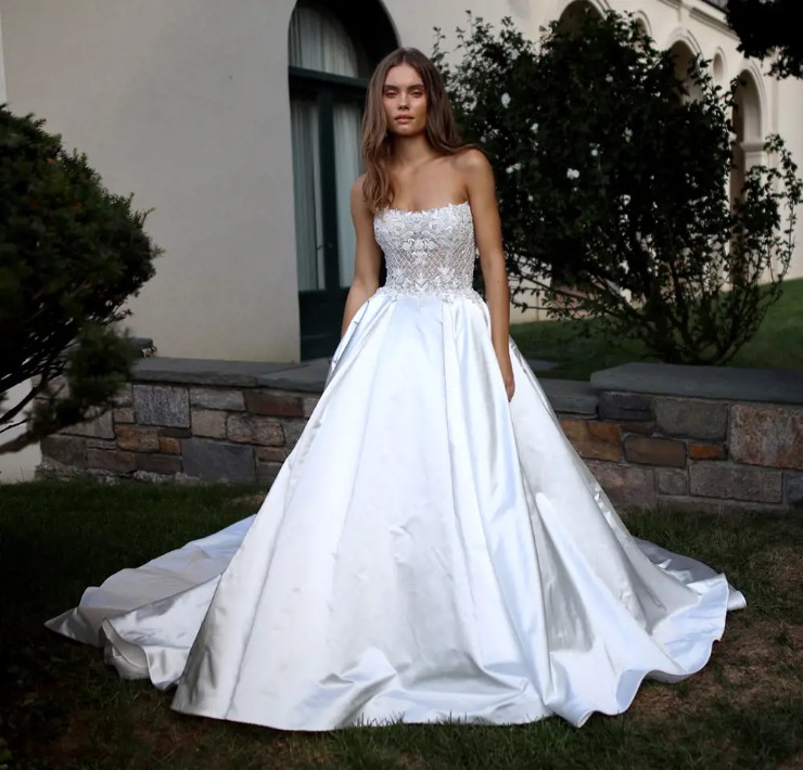 Eve of Milady Style #1684 Default Thumbnail Image
