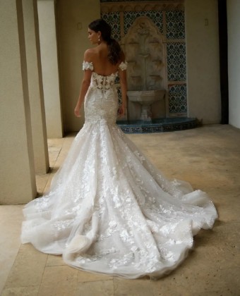 Eve of Milady  Style #4417 #0 thumbnail