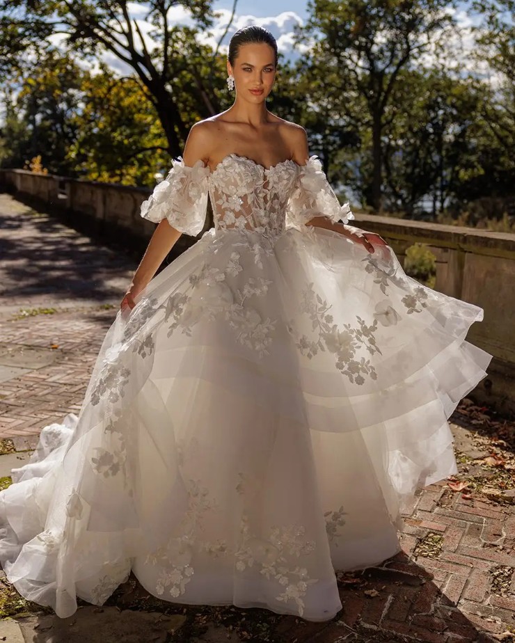 Eve of Milady 4424 Default Thumbnail Image